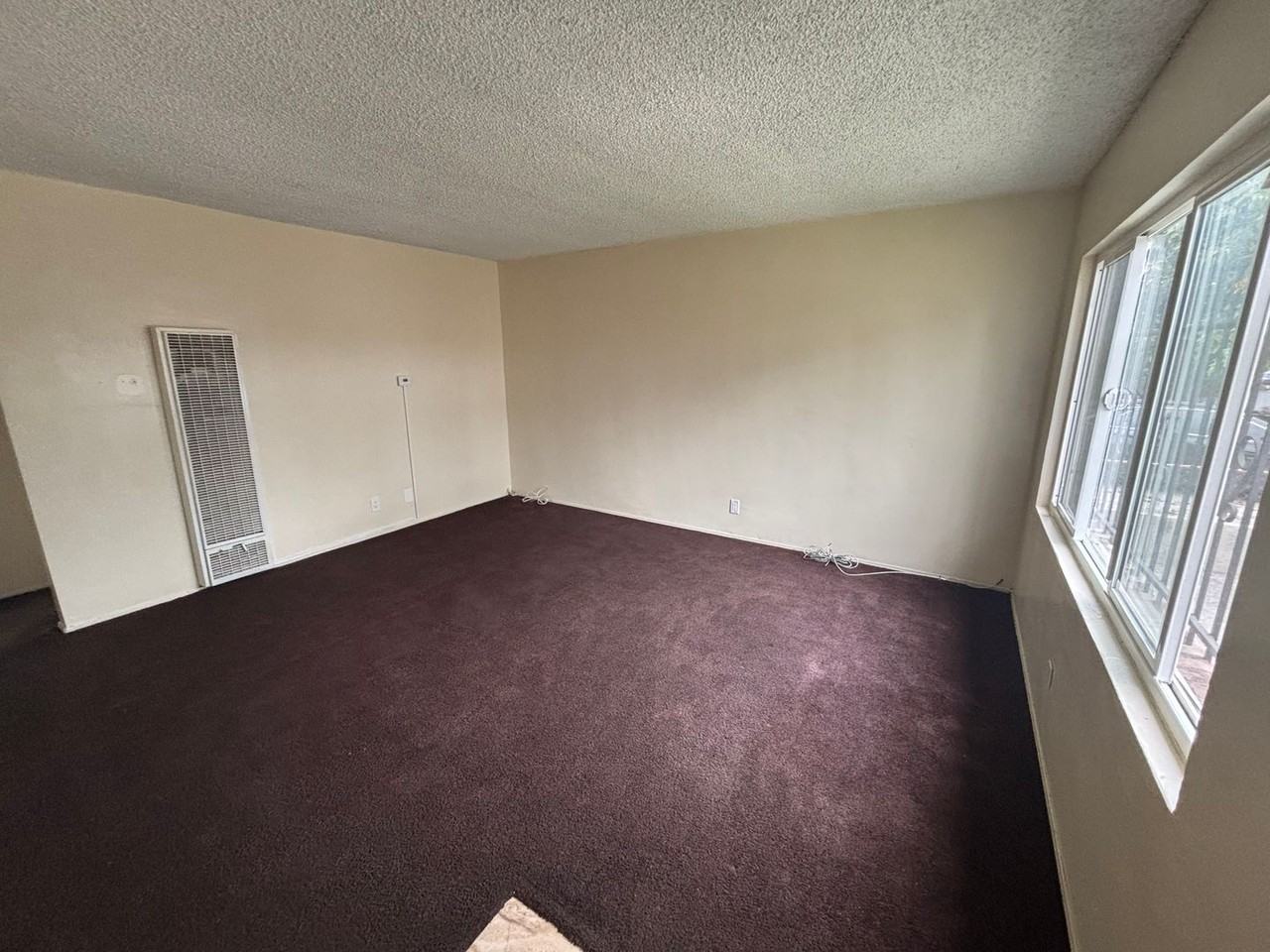 229 E 89th St - Photo 3 of 12