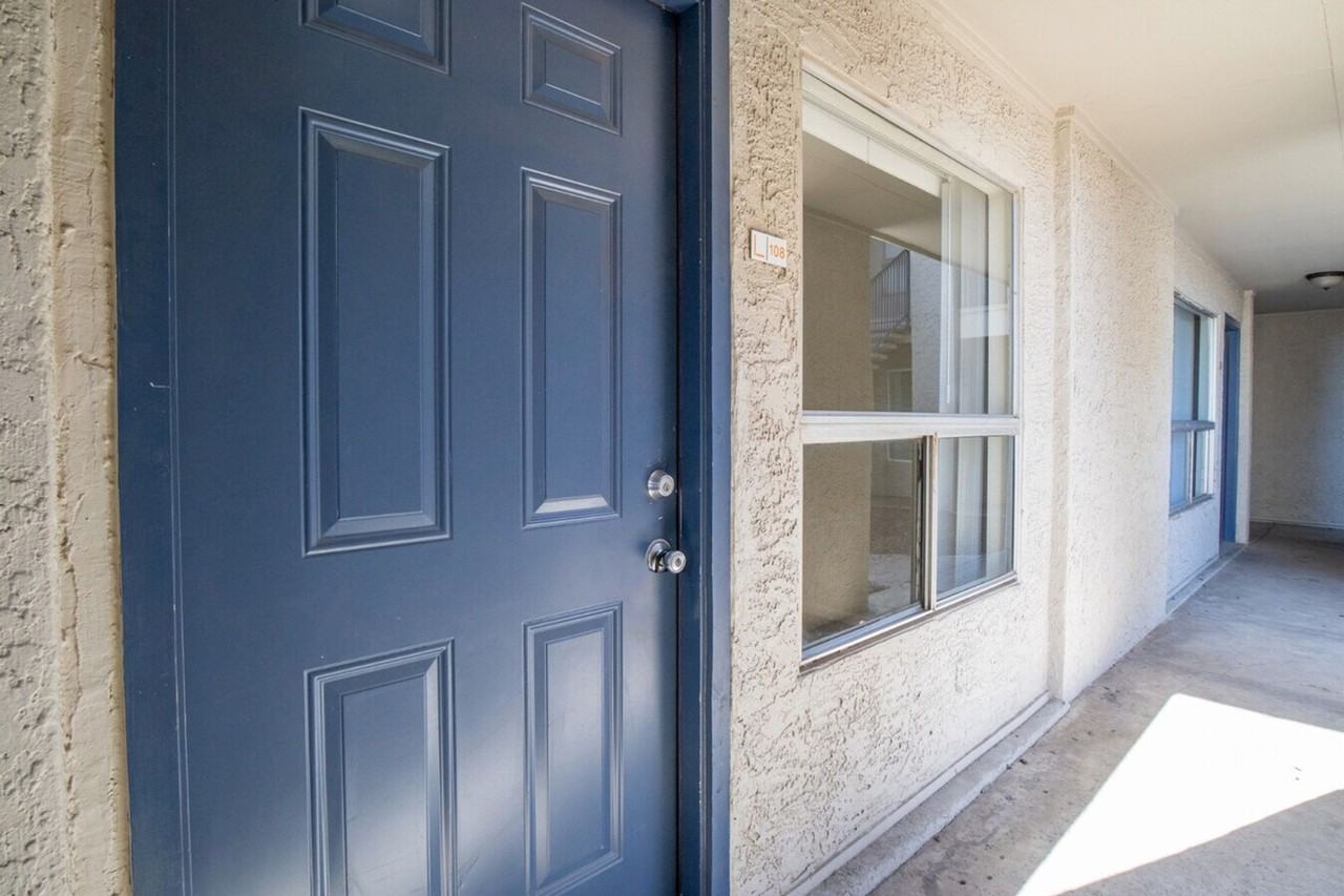 Lateral 14 - Photo 2 of 13