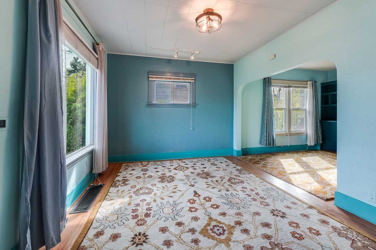 818 N Stafford St - Photo 5 of 13