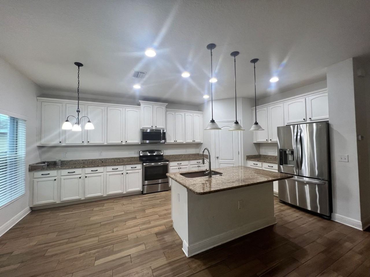 1133 14th St N - Photo 7 of 44