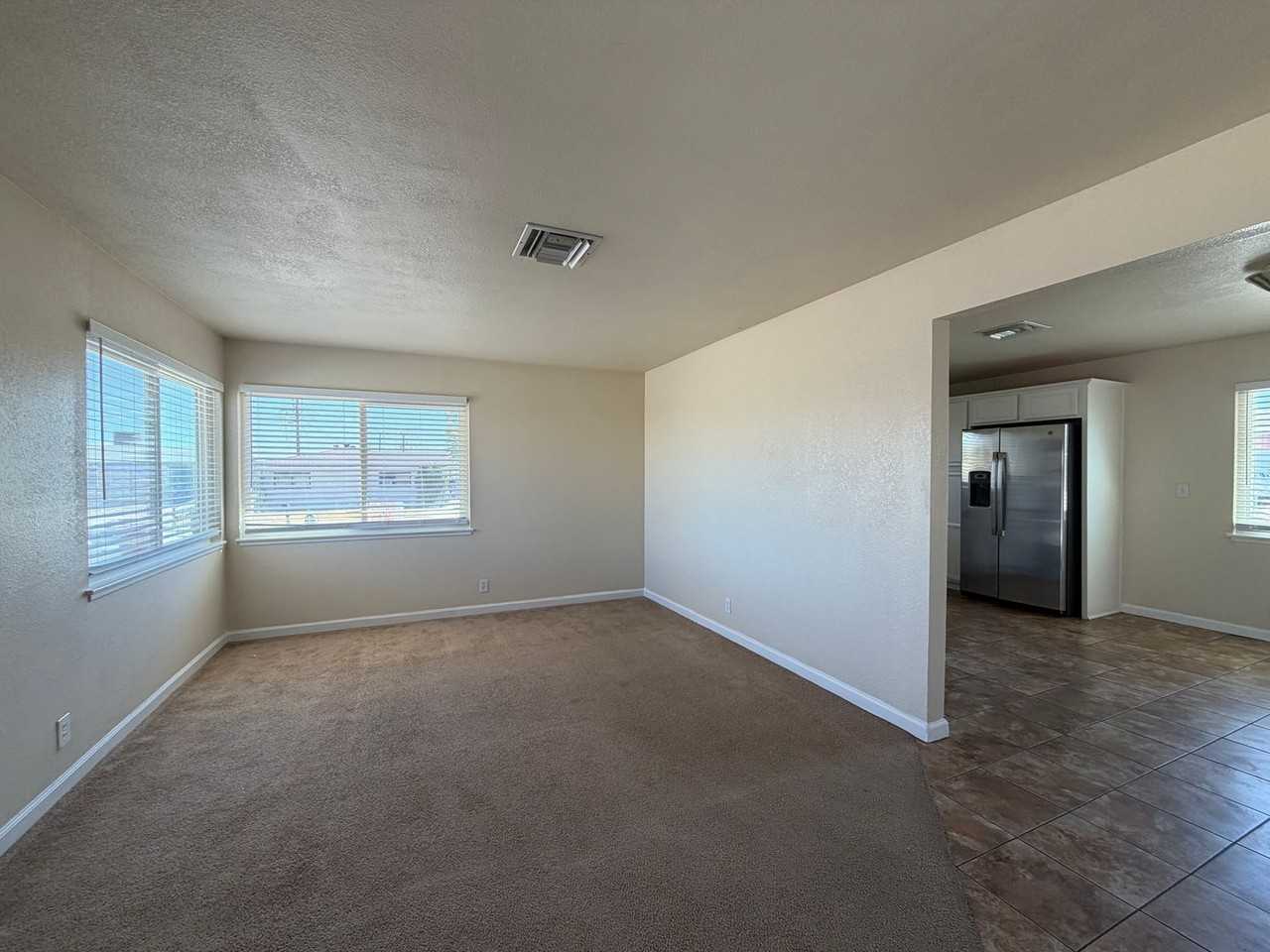 760 Stevens Ave - Photo 4 of 45