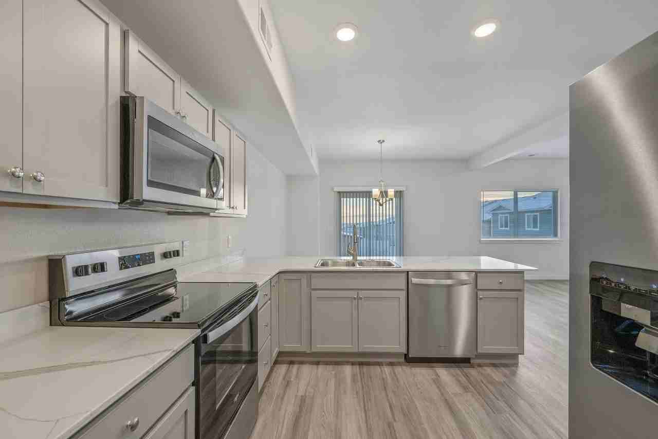 1625 Elsie Jean Trl - Photo 6 of 19