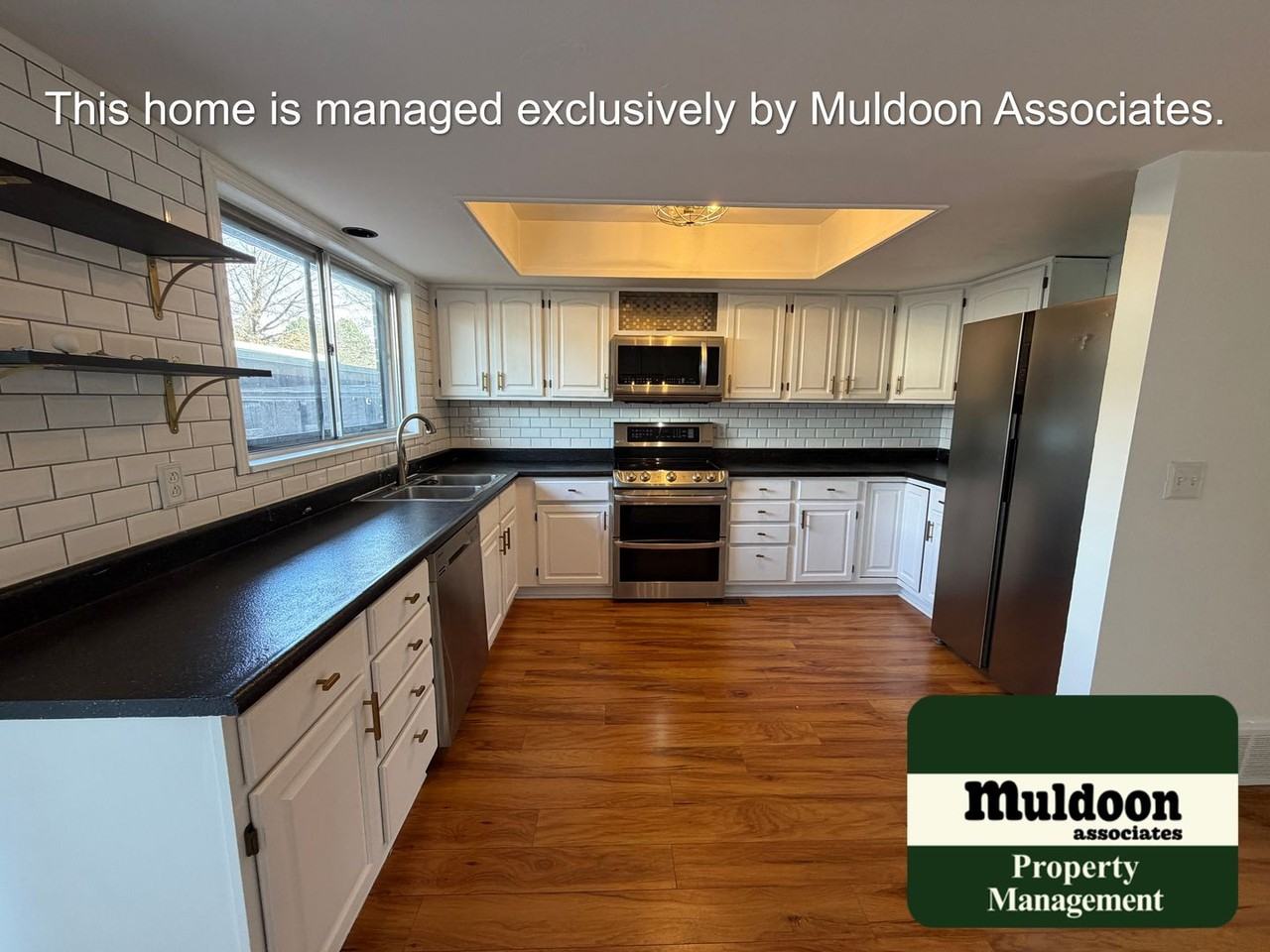 1923 N Academy Blvd - Photo 7 of 31