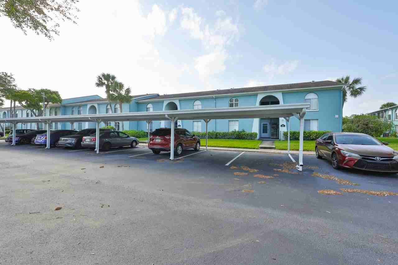 284 115th Ave N #3 - Photo 2 of 32