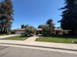 featured image of 540 E Estate Dr