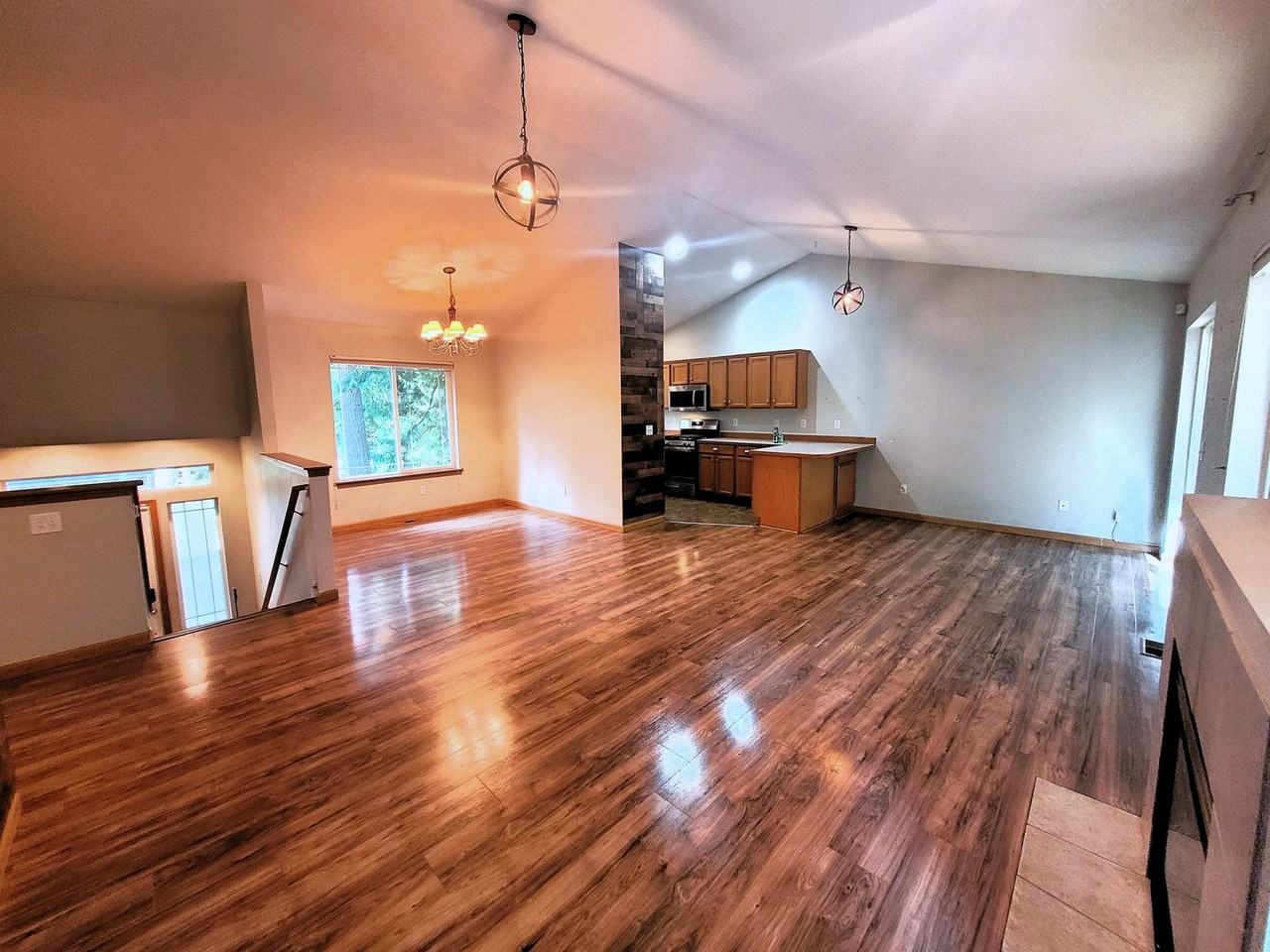 119 Windward Dr - Photo 4 of 34