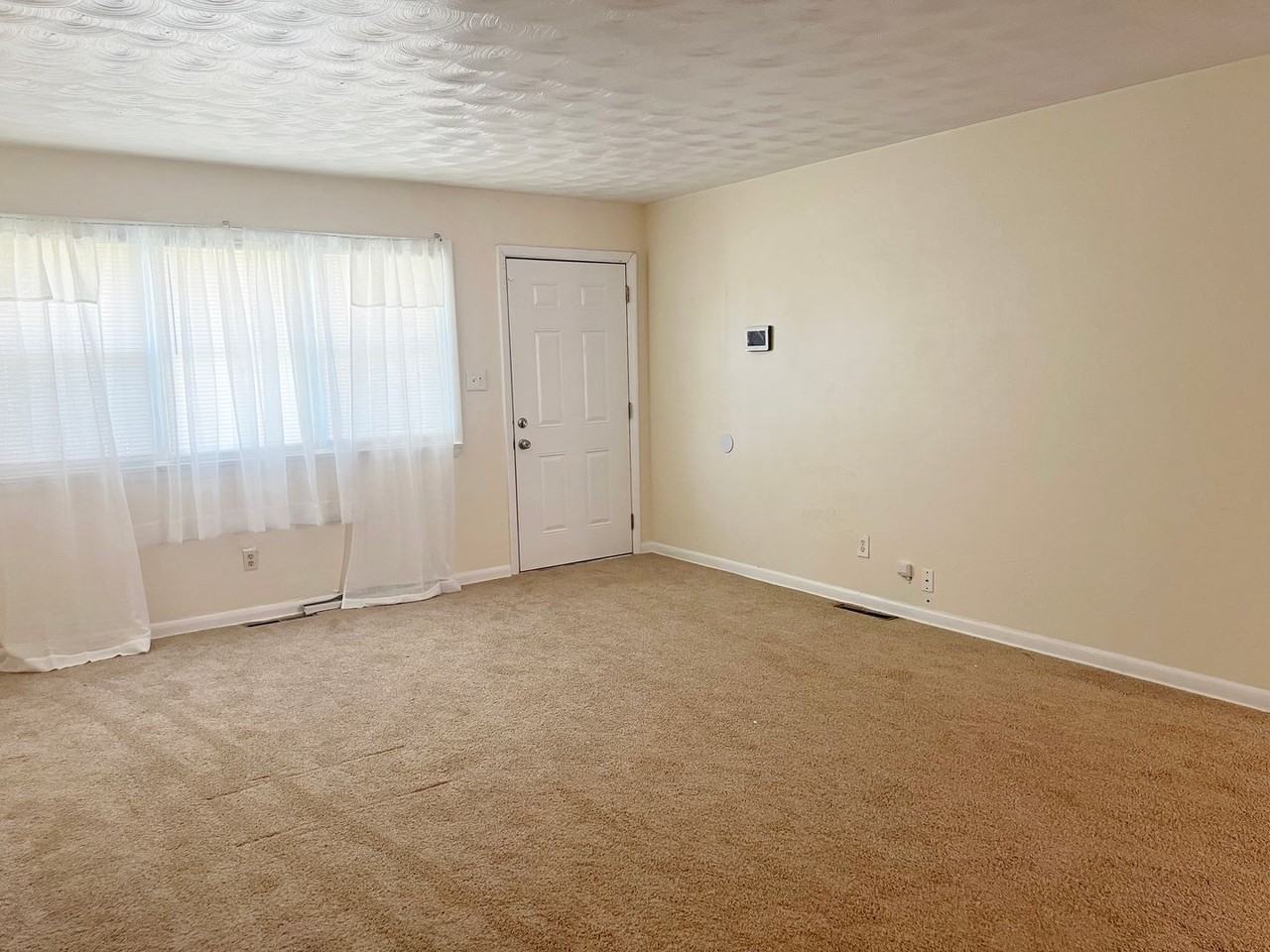 718 Powhatan Pkwy - Photo 5 of 21