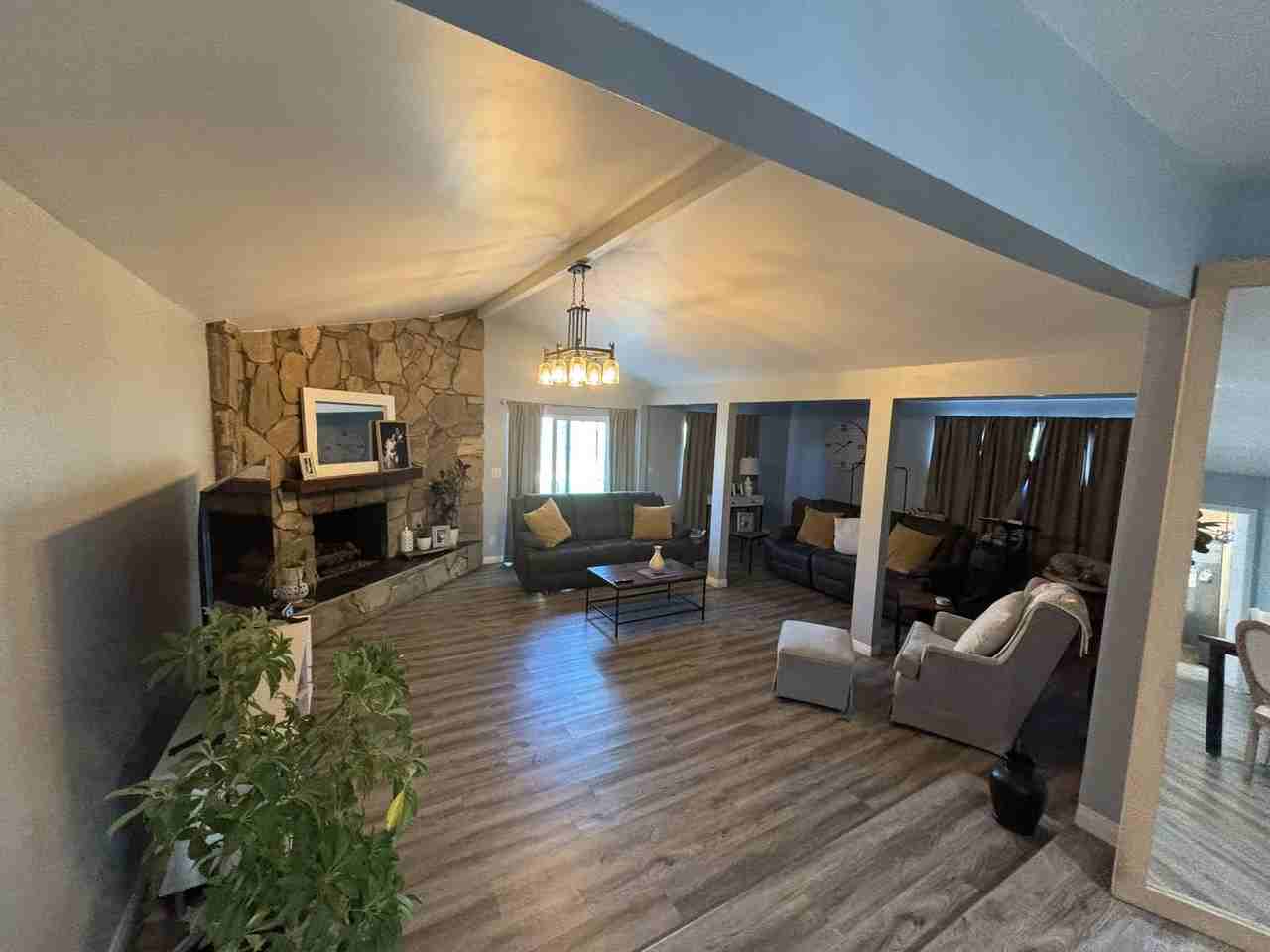 12223 Sunnybrook Ln - Photo 5 of 12