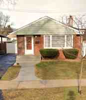 featured image of 10724 S Drake Ave