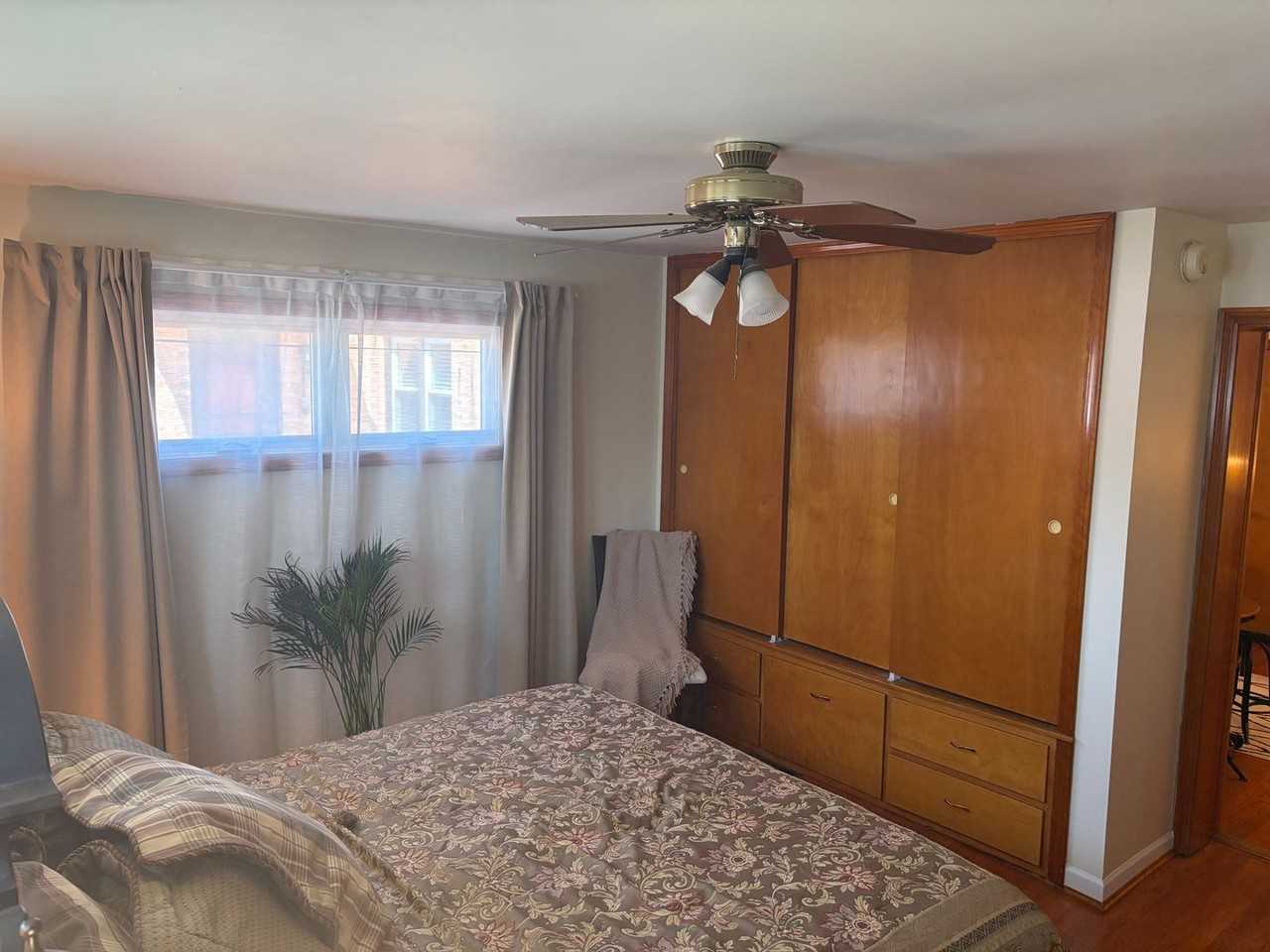 10724 S Drake Ave - Photo 6 of 15