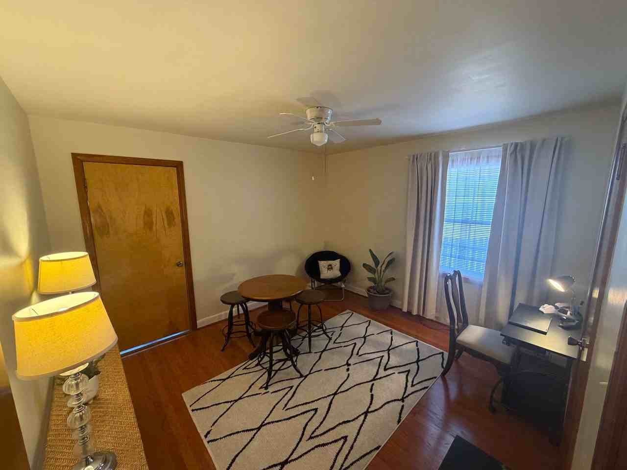 10724 S Drake Ave - Photo 7 of 15