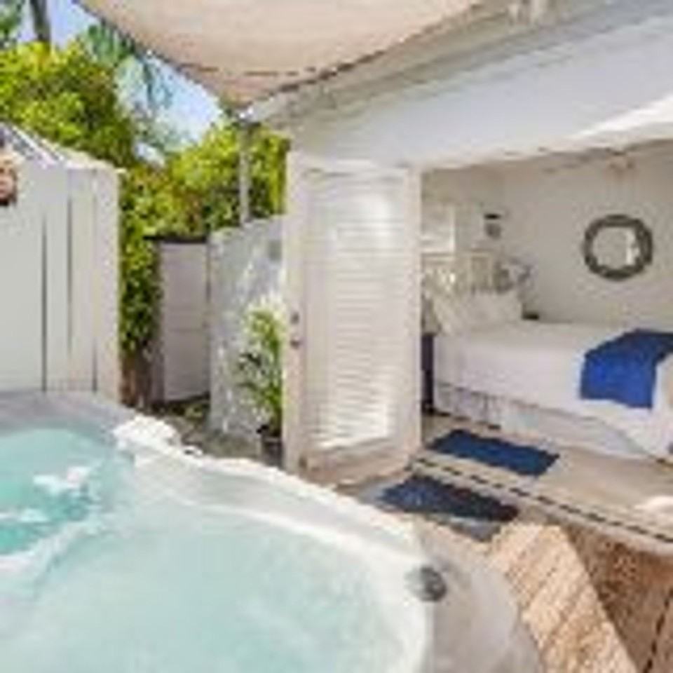 817B White St #B - Photo 7 of 16