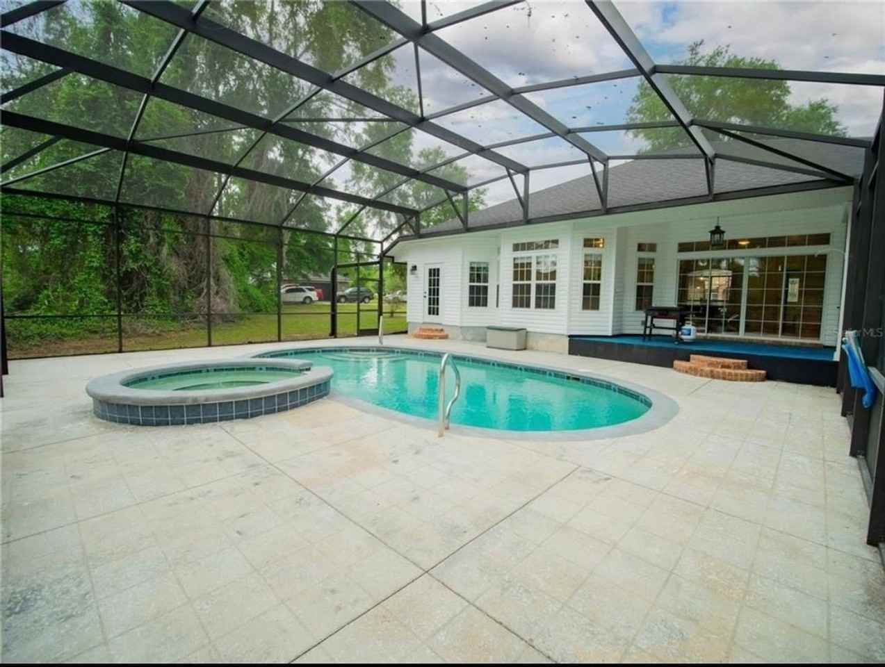 720 Nw Zack Dr - Photo 7 of 50