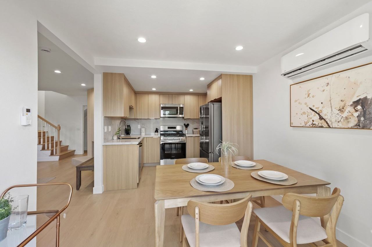 15065 Henley Dr - Photo 2 of 40