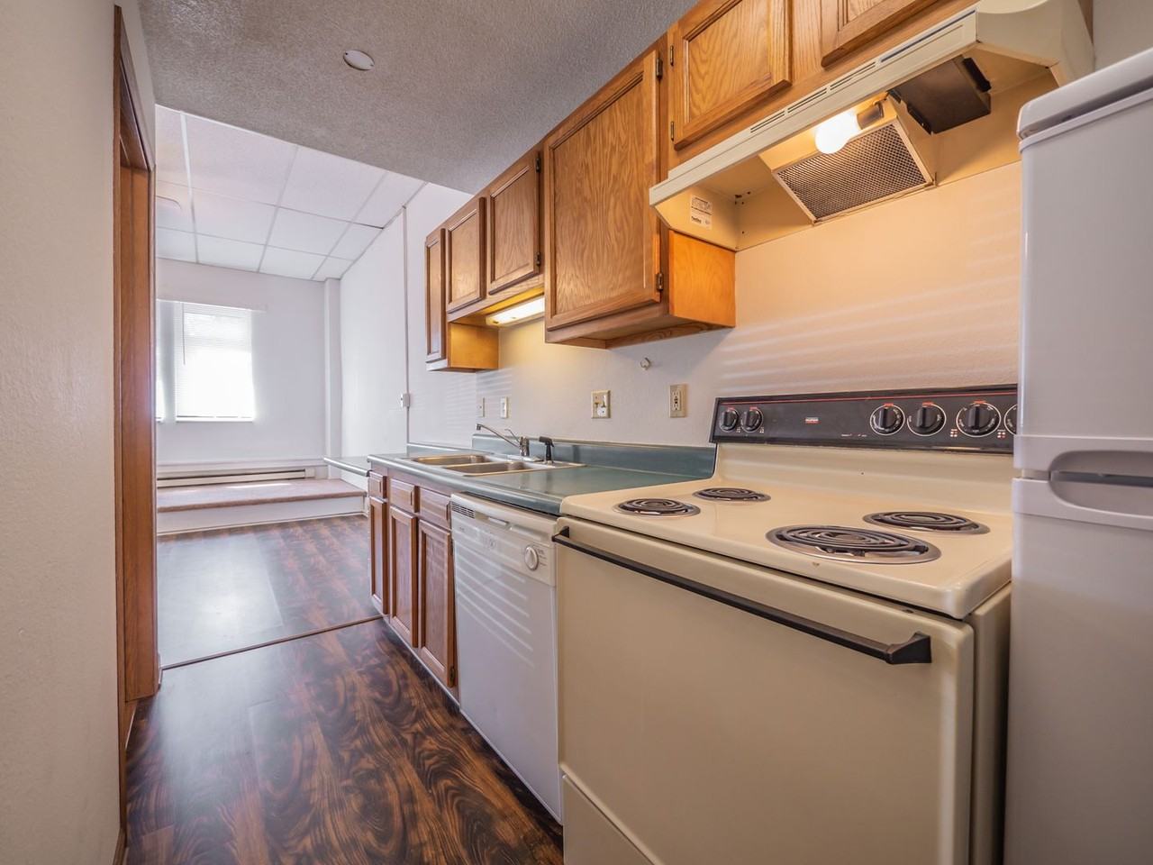 Market Street Apartments - Photo 7 of 31