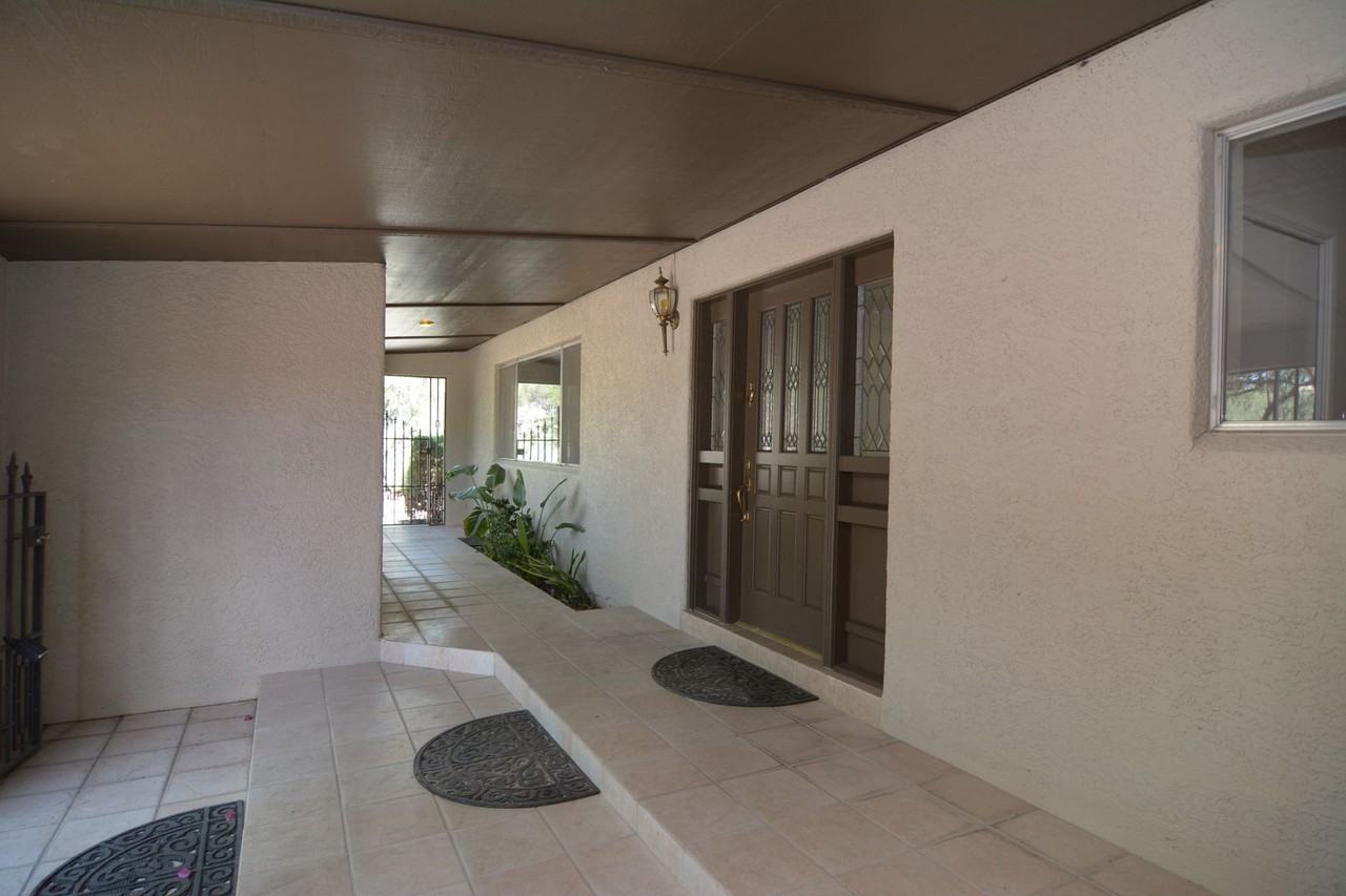 6700 N Columbus Blvd - Photo 4 of 37