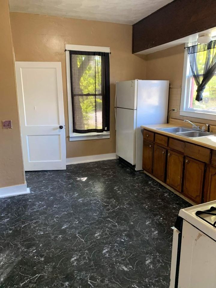 900 E Behrends Ave - Photo 2 of 12