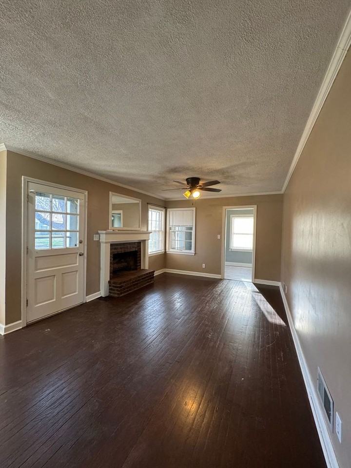 11311 Highridge Dr - Photo 2 of 11