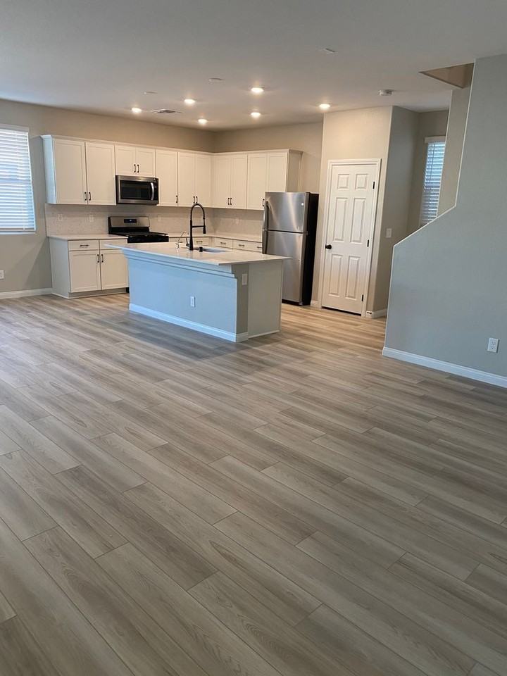 5662 Tinar St - Photo 5 of 45