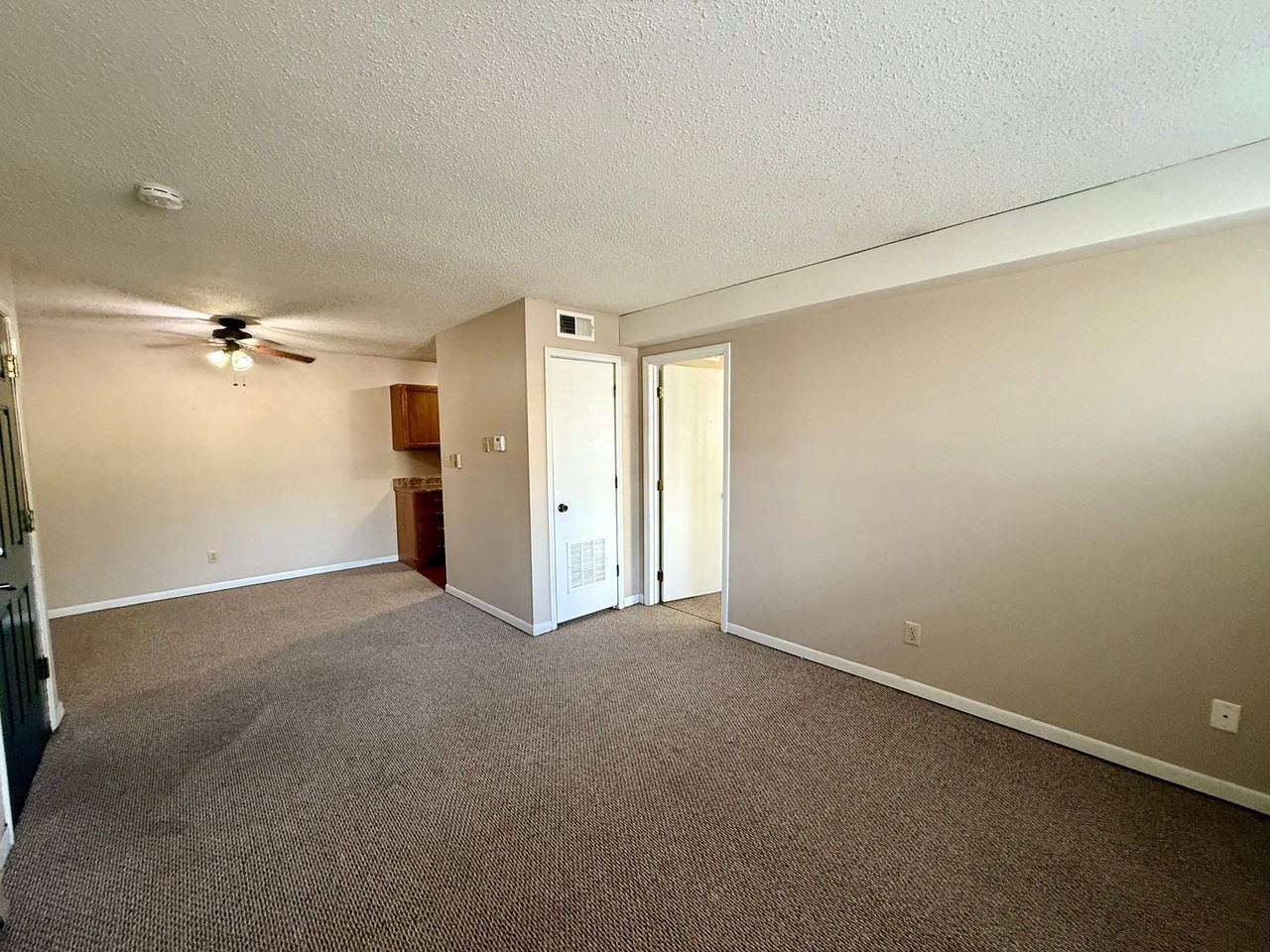 Towerview Apartments - Photo 4 of 21