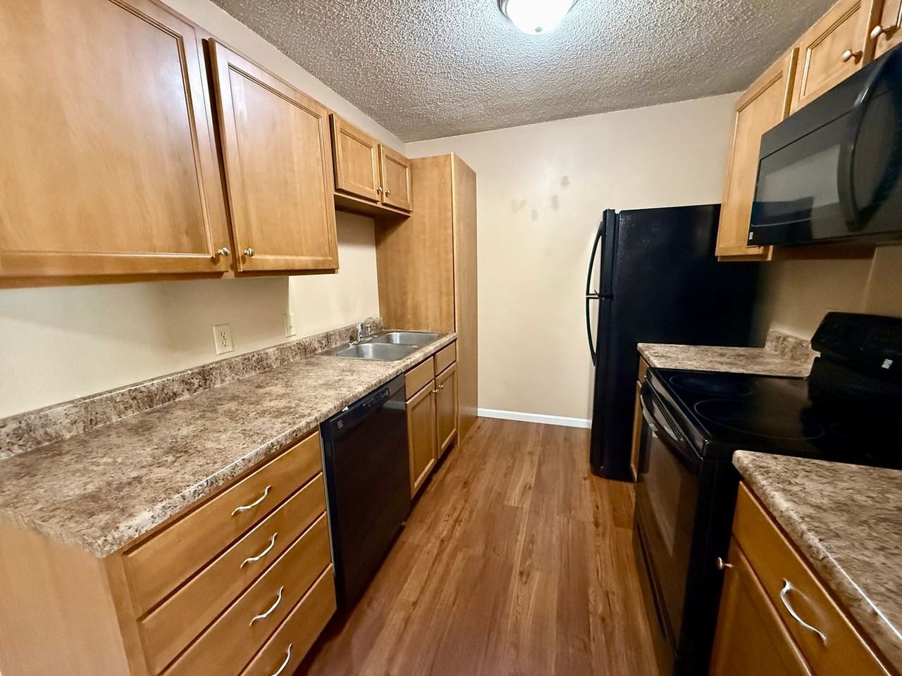 Towerview Apartments - Photo 4 of 11