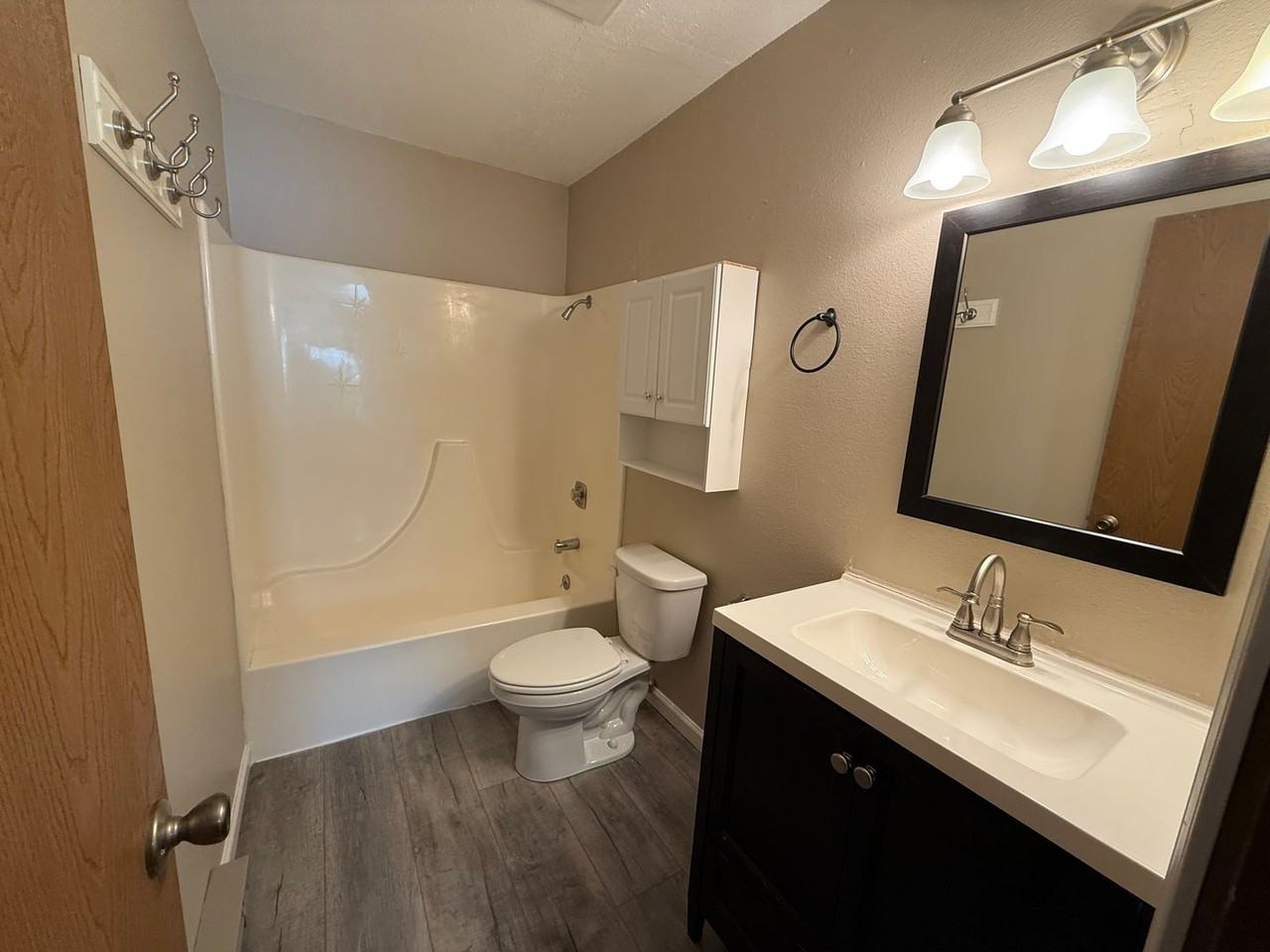 Towerview Apartments - Photo 7 of 11