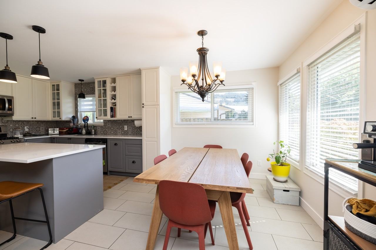 2743 Lakehurst Dr #1 - Photo 5 of 18