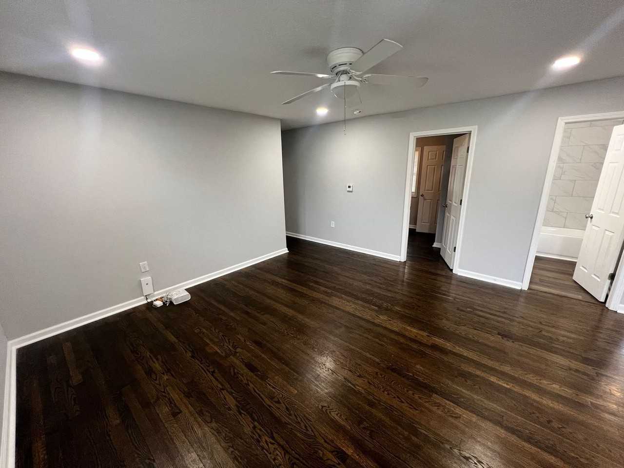 5208 Harvard Ave - Photo 4 of 13