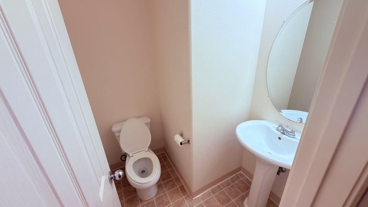 91-1031 Kaimalie St #4T2 - Photo 5 of 13