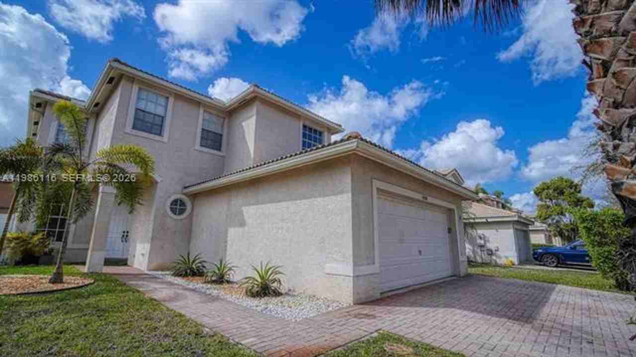 16388 Sw 28th St #16388 - Photo 2 of 18