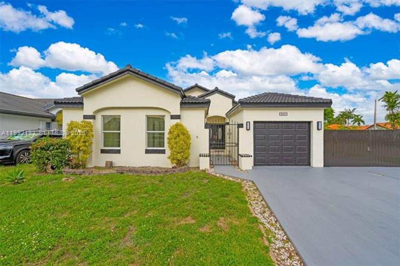 803 Nw 133rd Ct #803 - Photo 2 of 42