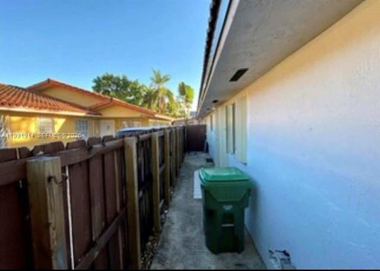 5580 Nw 3rd St #5580 - Photo 2 of 11