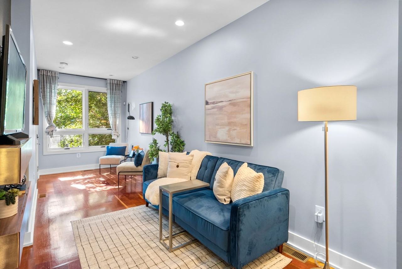 747 Morton St Nw #1 - Photo 4 of 29