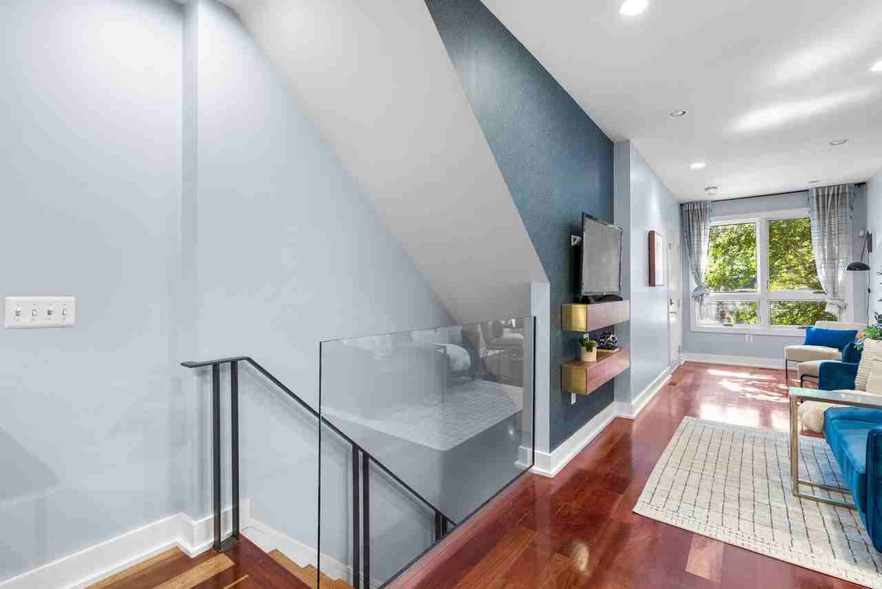 747 Morton St Nw #1 - Photo 6 of 29