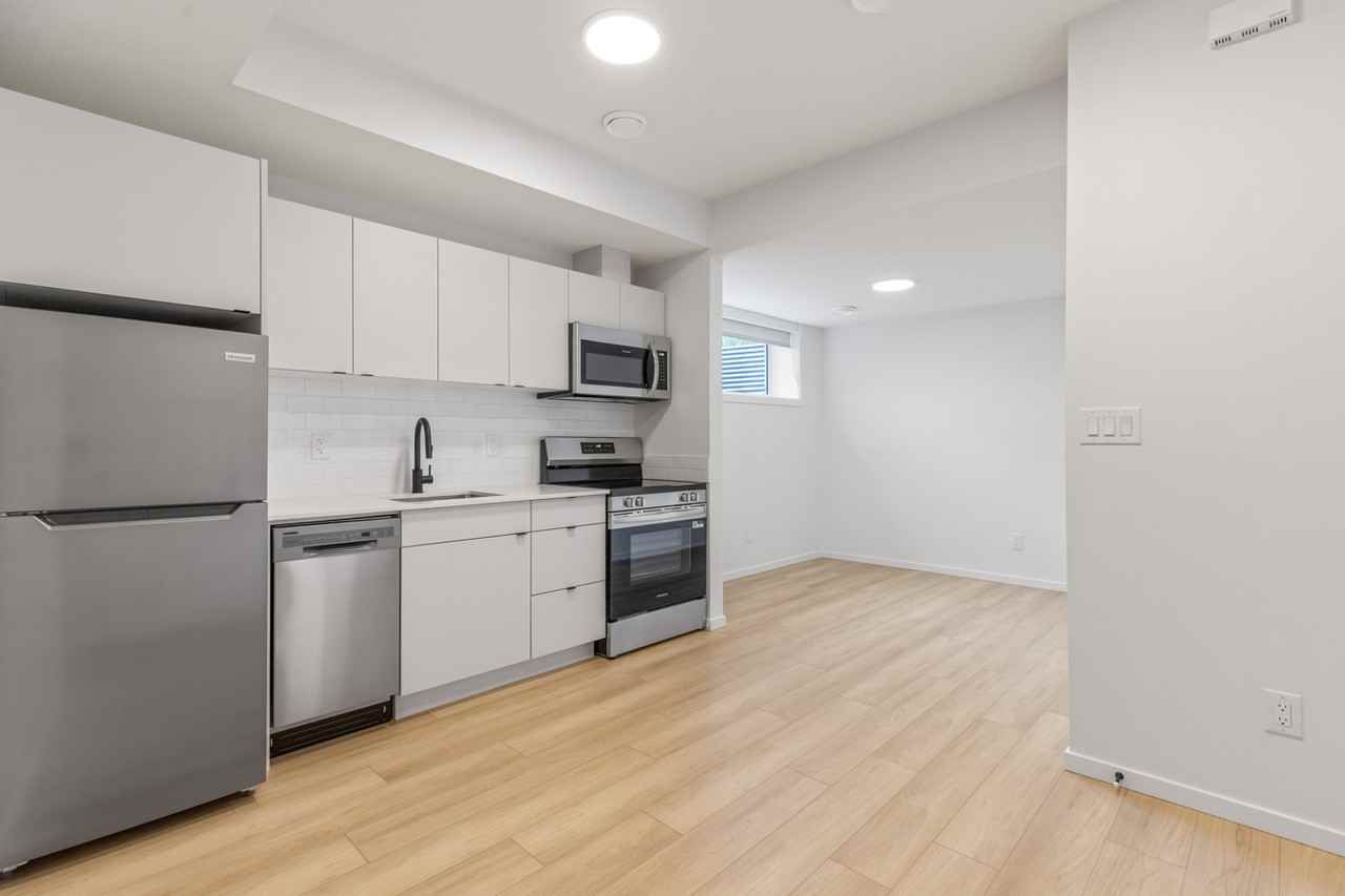 11514 87 St Nw Bsmt 3 #BS3 - Photo 2 of 21