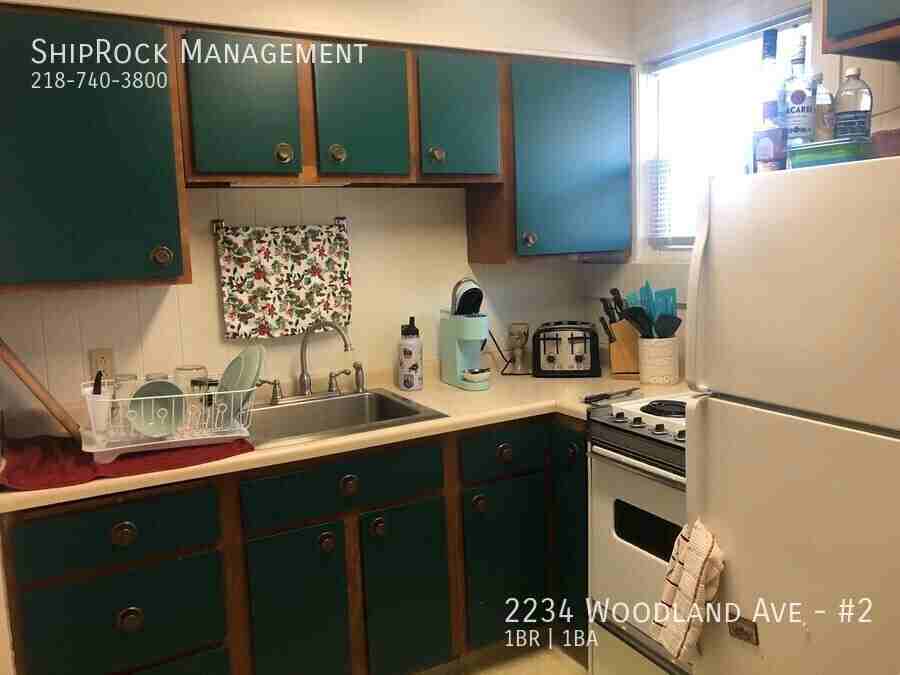 2234 Woodland Ave #2 - Photo 3 of 7