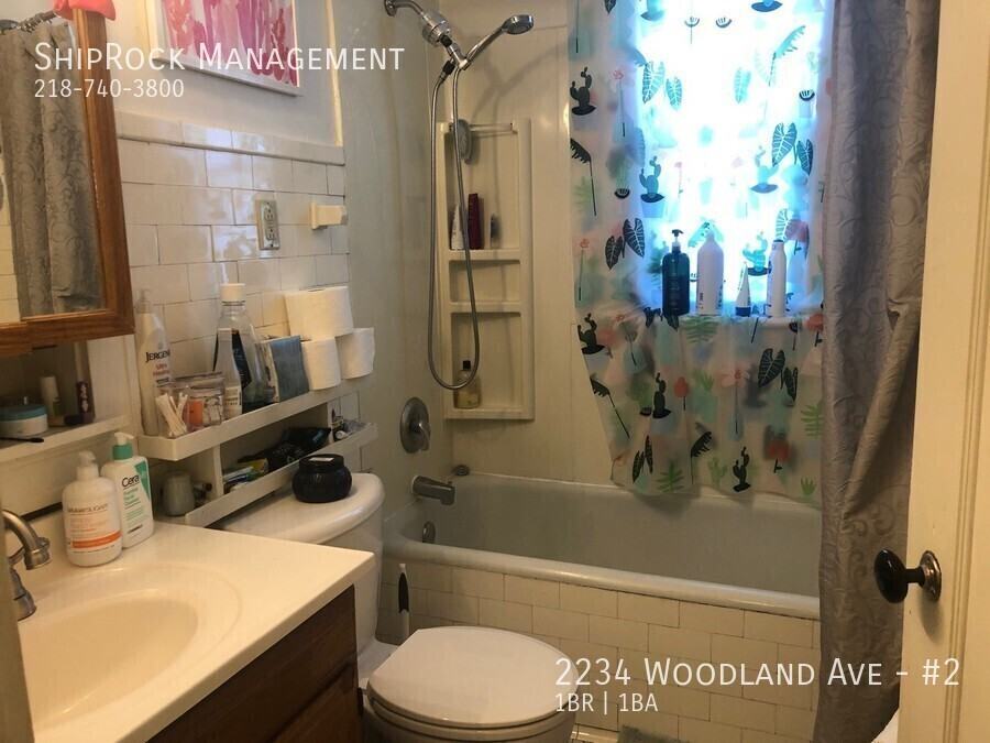 2234 Woodland Ave #2 - Photo 6 of 7