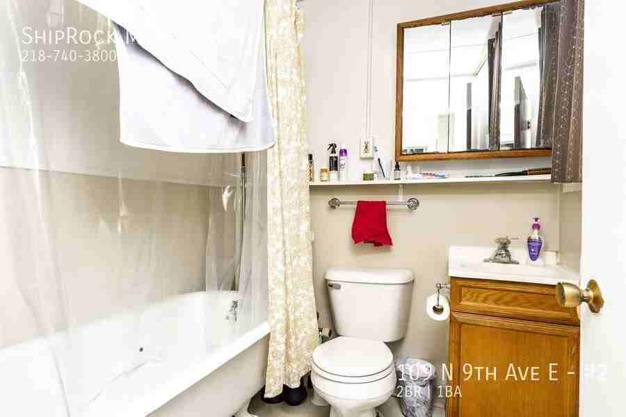 109 N 9th Ave E #2 - Photo 7 of 7