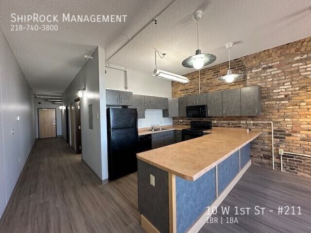 10 W 1st St #211 - Photo 2 of 15