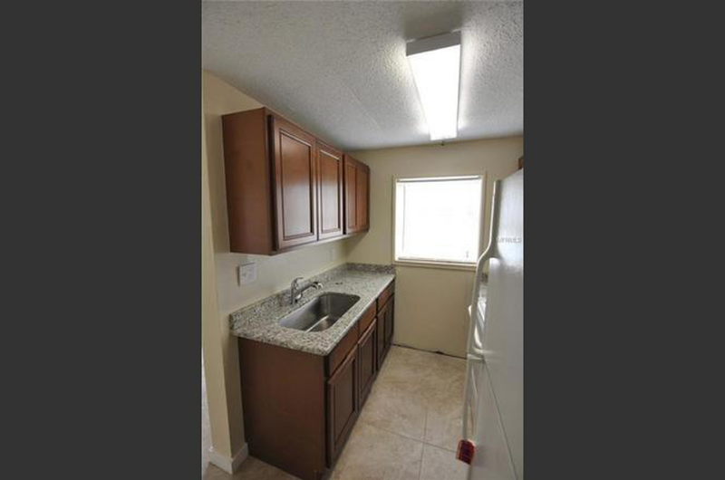 315 Dr Mlk Jr Ave - Photo 6 of 13