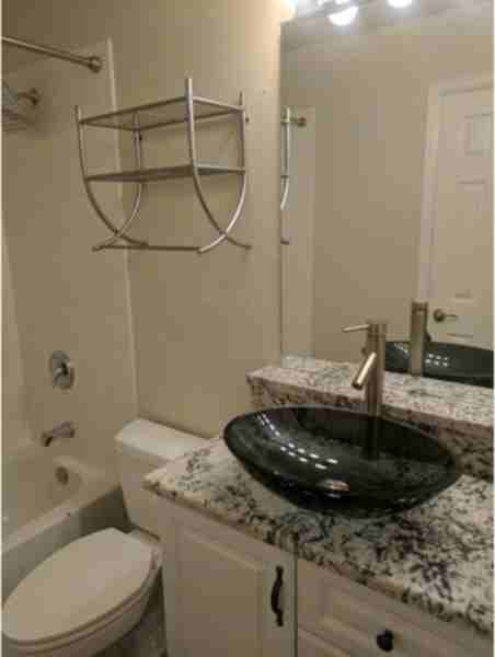 4842 E Kentucky Ave #A - Photo 6 of 9