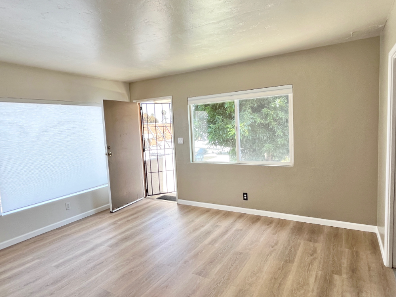 1570 Hornblend St - Photo 2 of 13