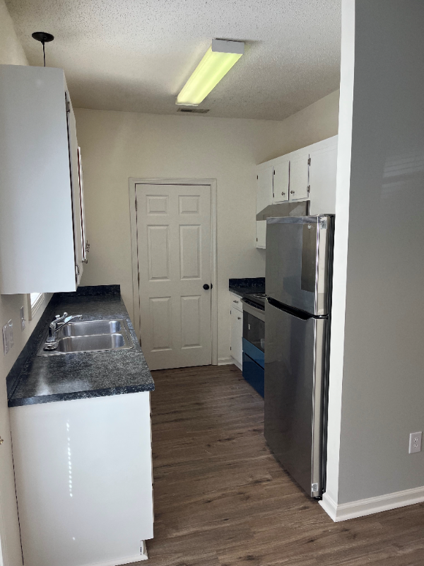 21032 N Main St - Photo 7 of 15