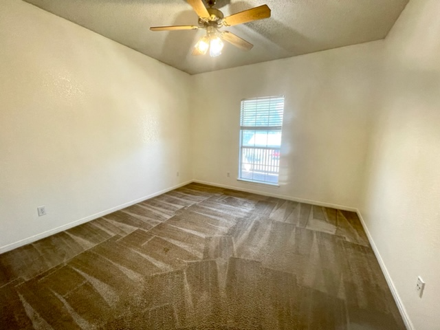 1909 S 14th St #B - Photo 7 of 11