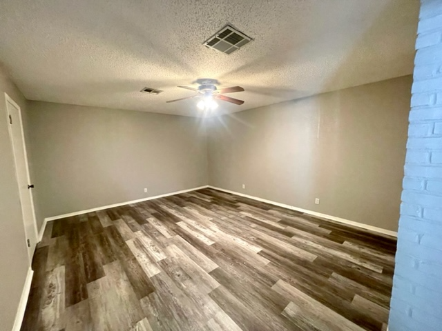 120 York Dr - Photo 6 of 14