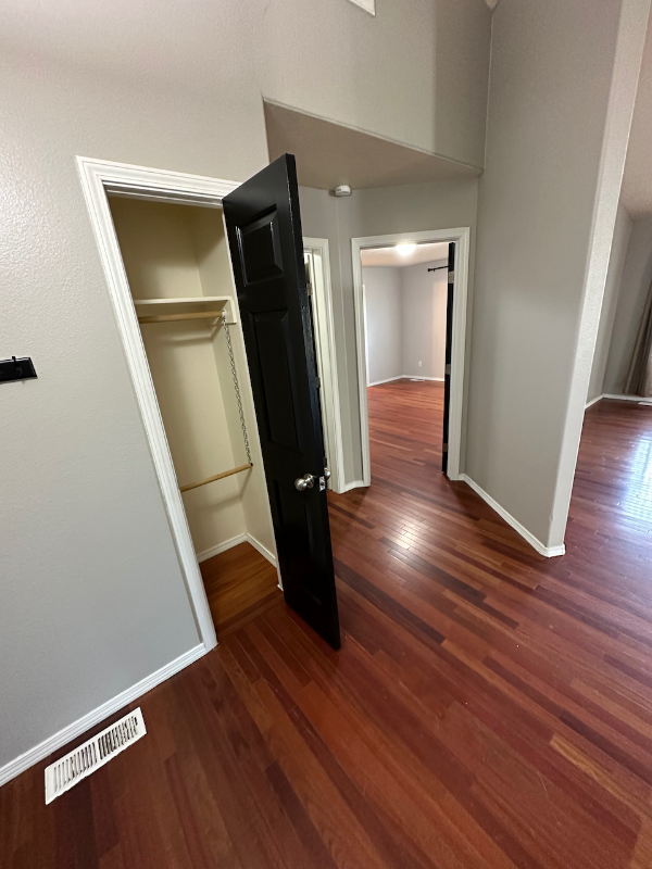 1665 Peregrine Dr - Photo 3 of 25