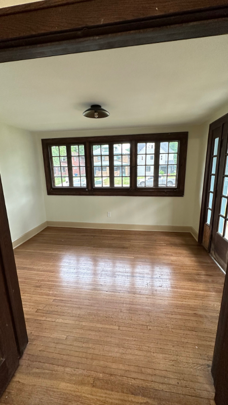 4061 Central Ave - Photo 3 of 14