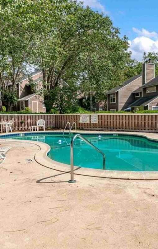 128 Luden Dr #B - Photo 3 of 23