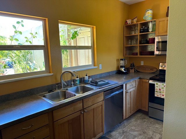 35 Hoku Pl - Photo 6 of 13