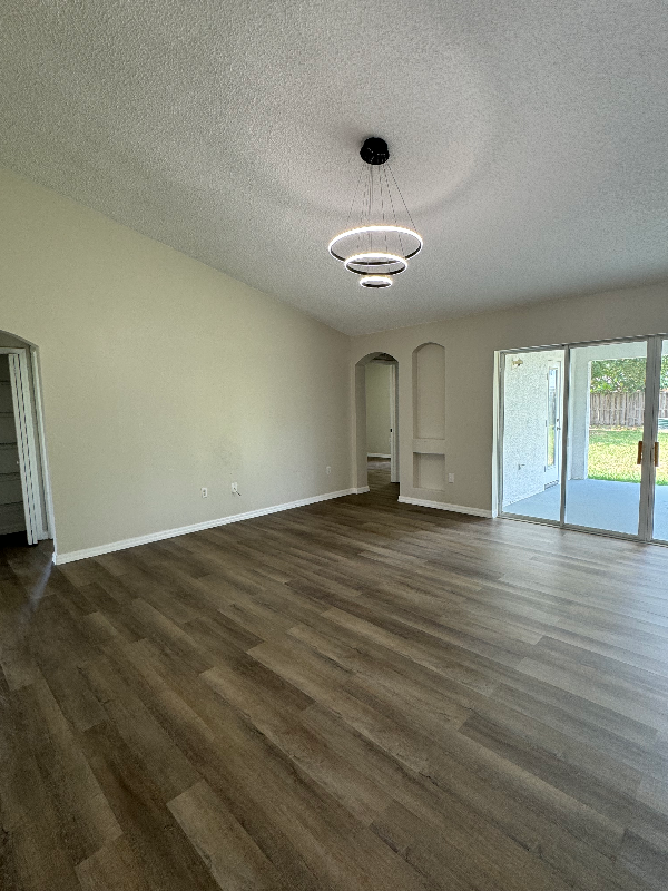 959 Pine Walk Ct Ne - Photo 4 of 20